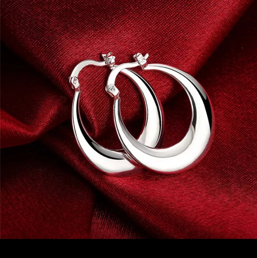 925 STERLING SILVER PRICE DROPPED